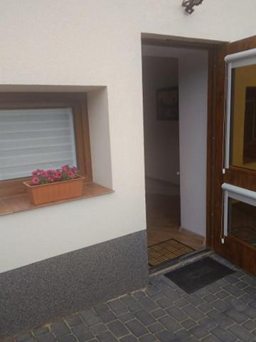 U Beaty, Niezalezne Mieszkania Do Wynajecia Ochotnica Górna Kültér fotó